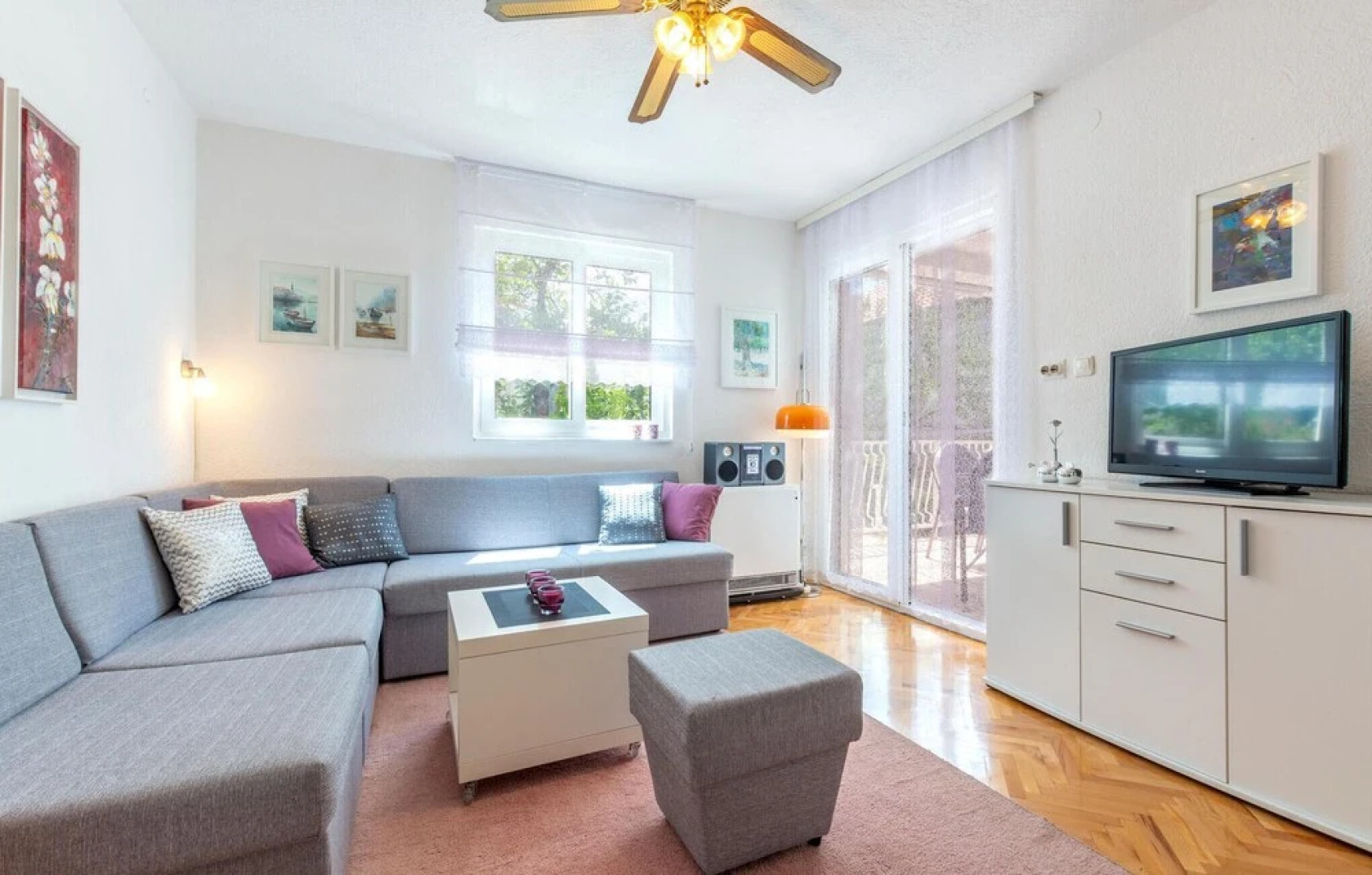 Nice Home in Poljica With Wifi and 2 Bedrooms