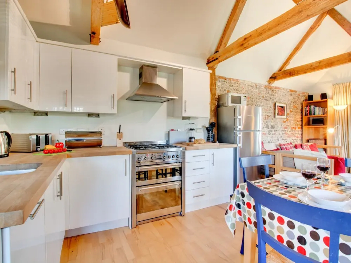 Traditional Holiday Home in Briston With Garden