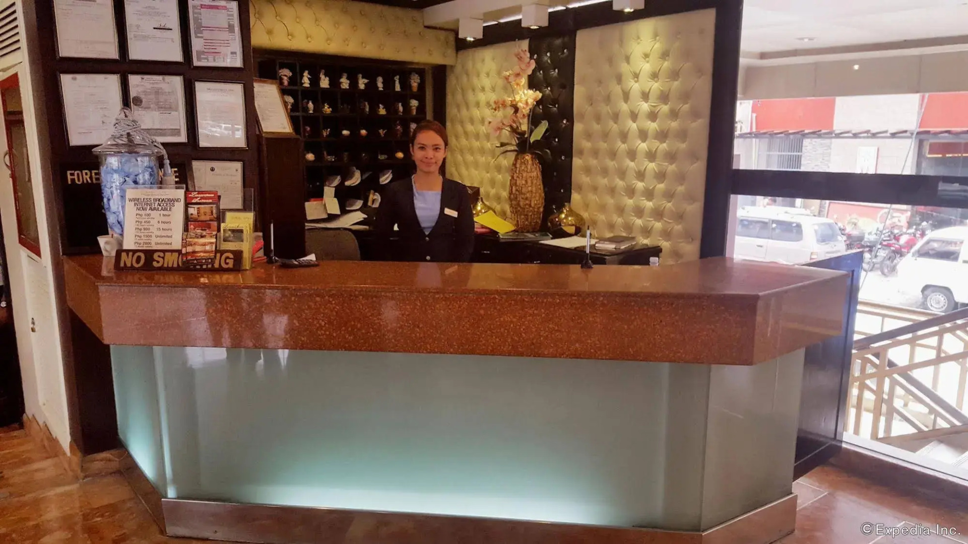 Lourdes Family Suites Makati powered by Cocotel