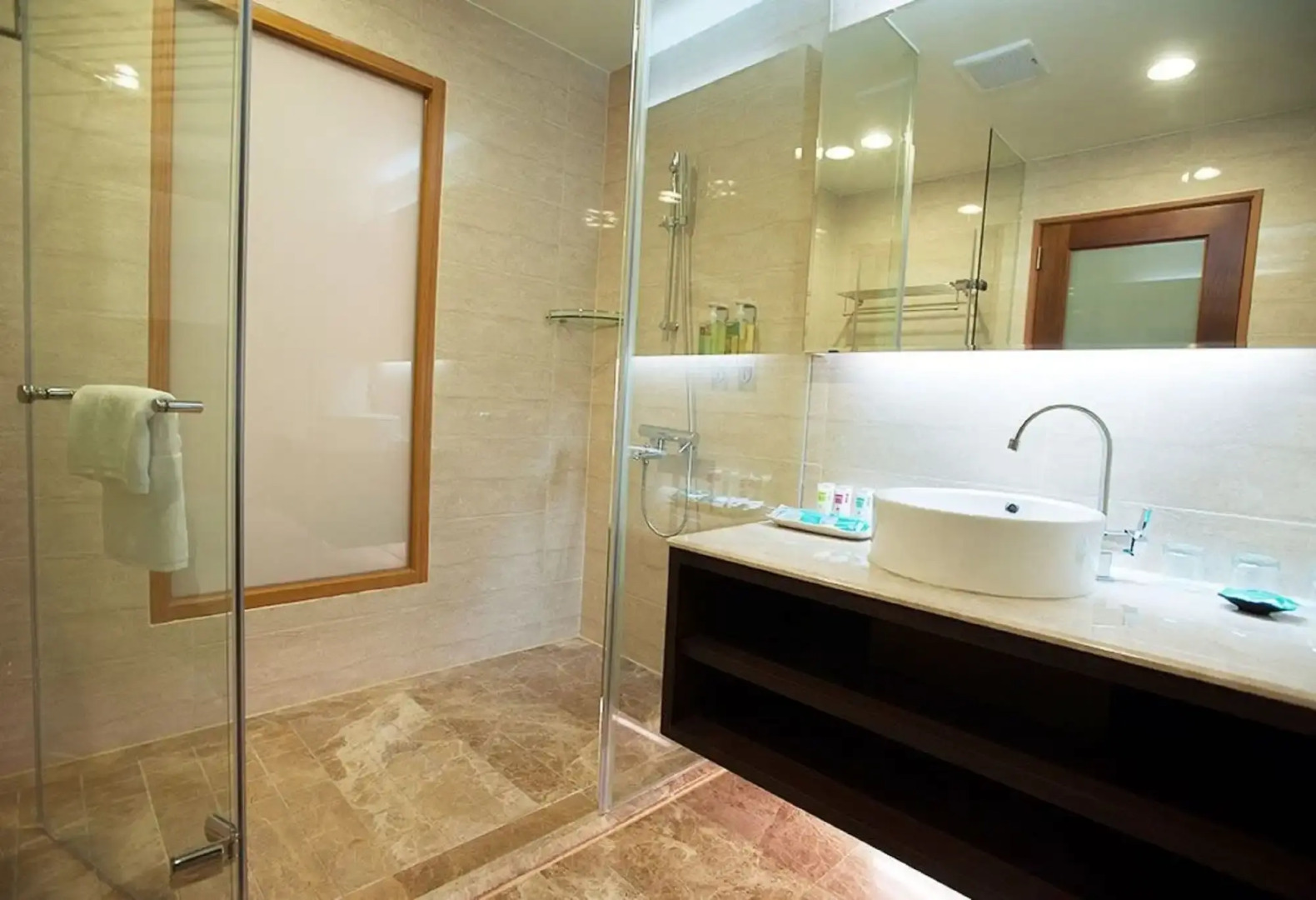 HiYesHotel - Hualien