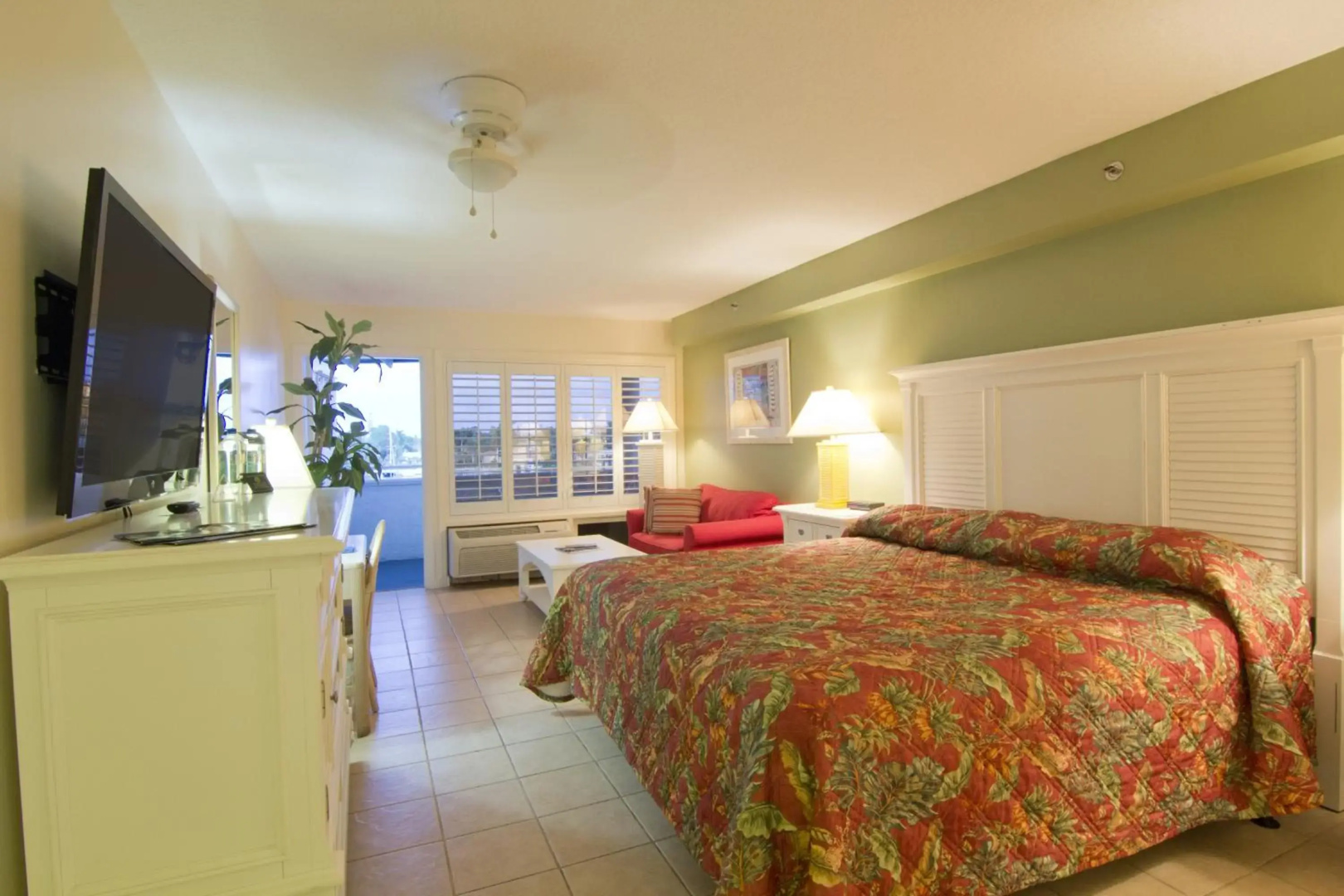 Pirate's Cove Resort & Marina