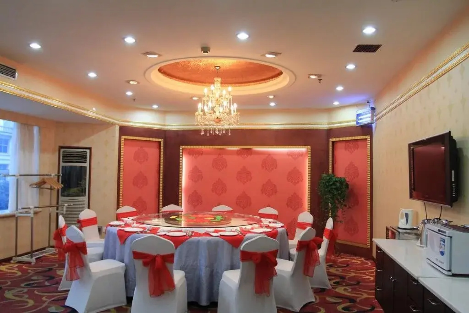 Shihe Hotel Xinyang