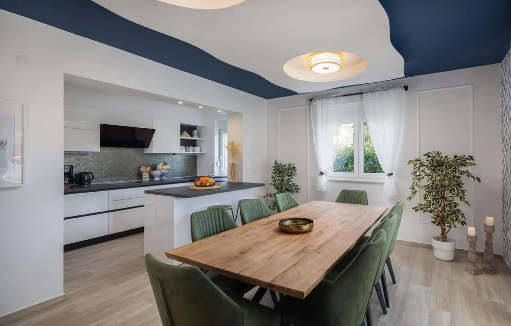 Beautiful Home in Pakostane With 4 Bedrooms, Wifi and Outdoor Swimming Pool