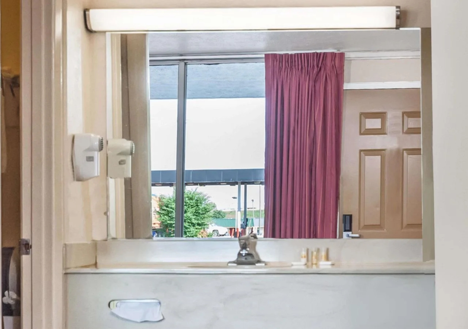 Days Inn by Wyndham McDonough