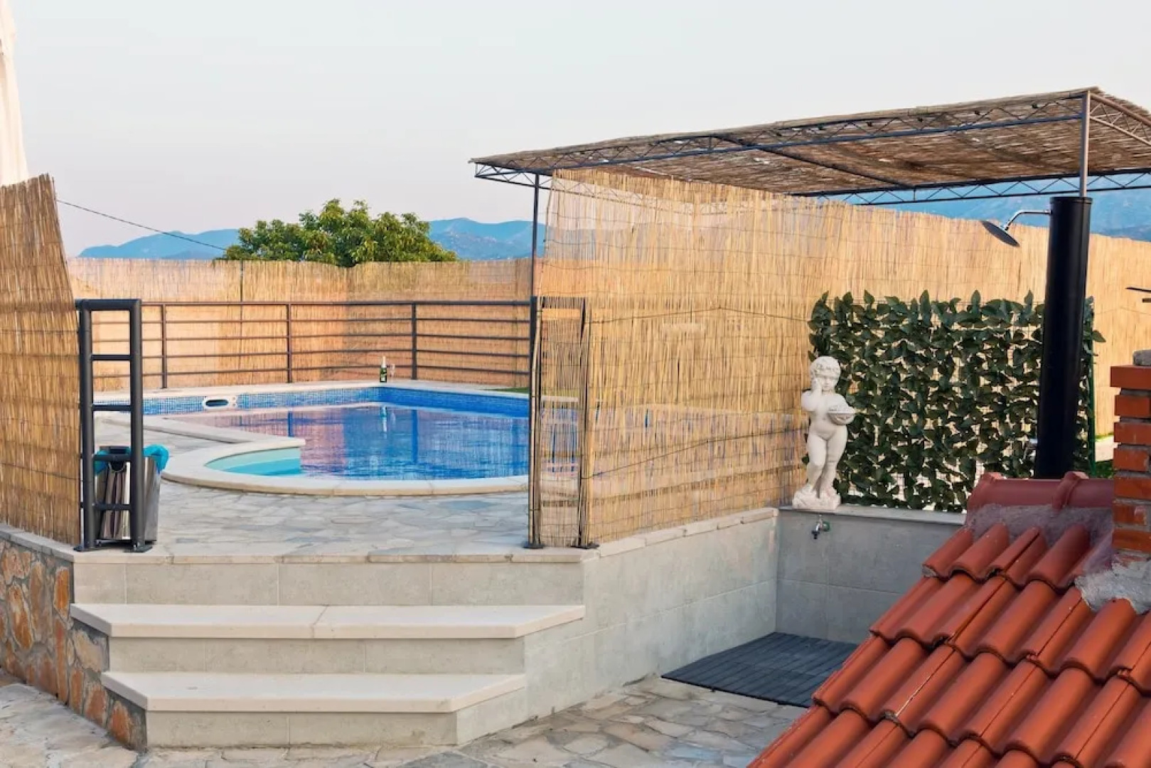 Villa With 5 Bedrooms in Slivno, With Wonderful Mountain View, Private