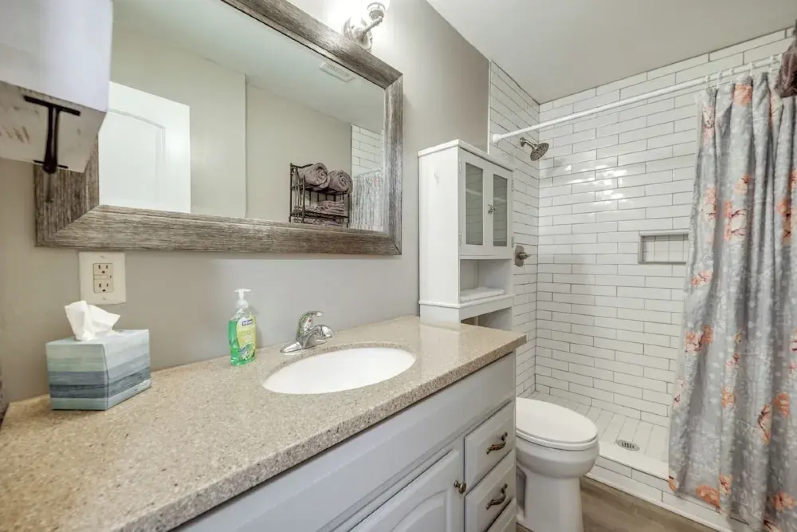 Family-friendly Leland Home w/ Patio & Grill