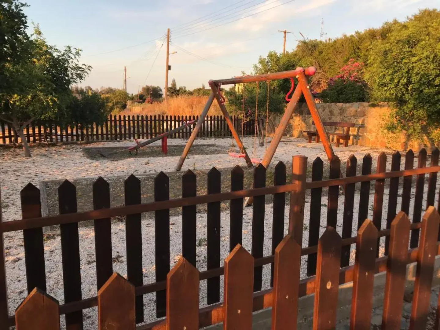 Pomos Small Sunny House