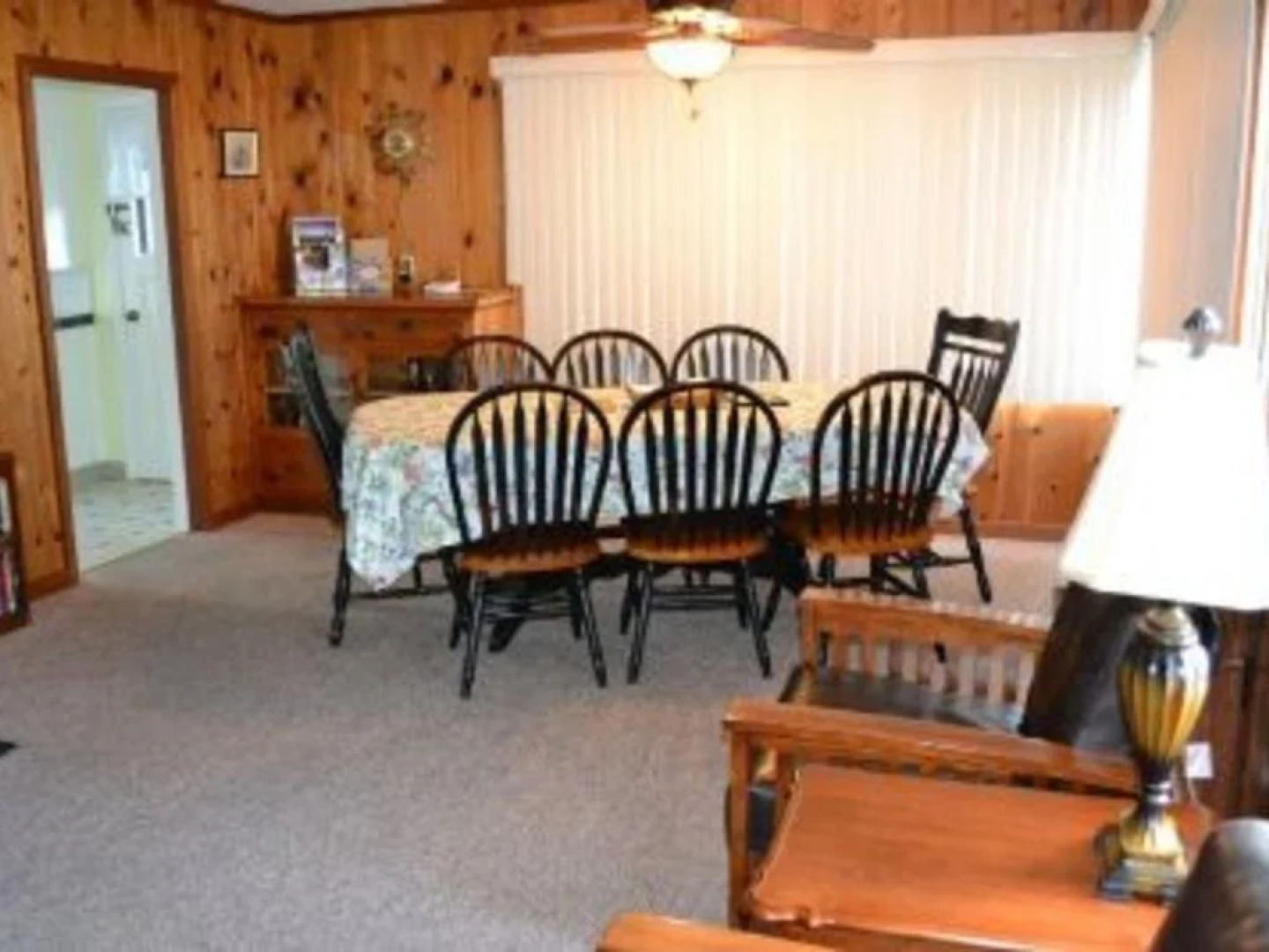 Steve's Getaway 4 Br home by RedAwning