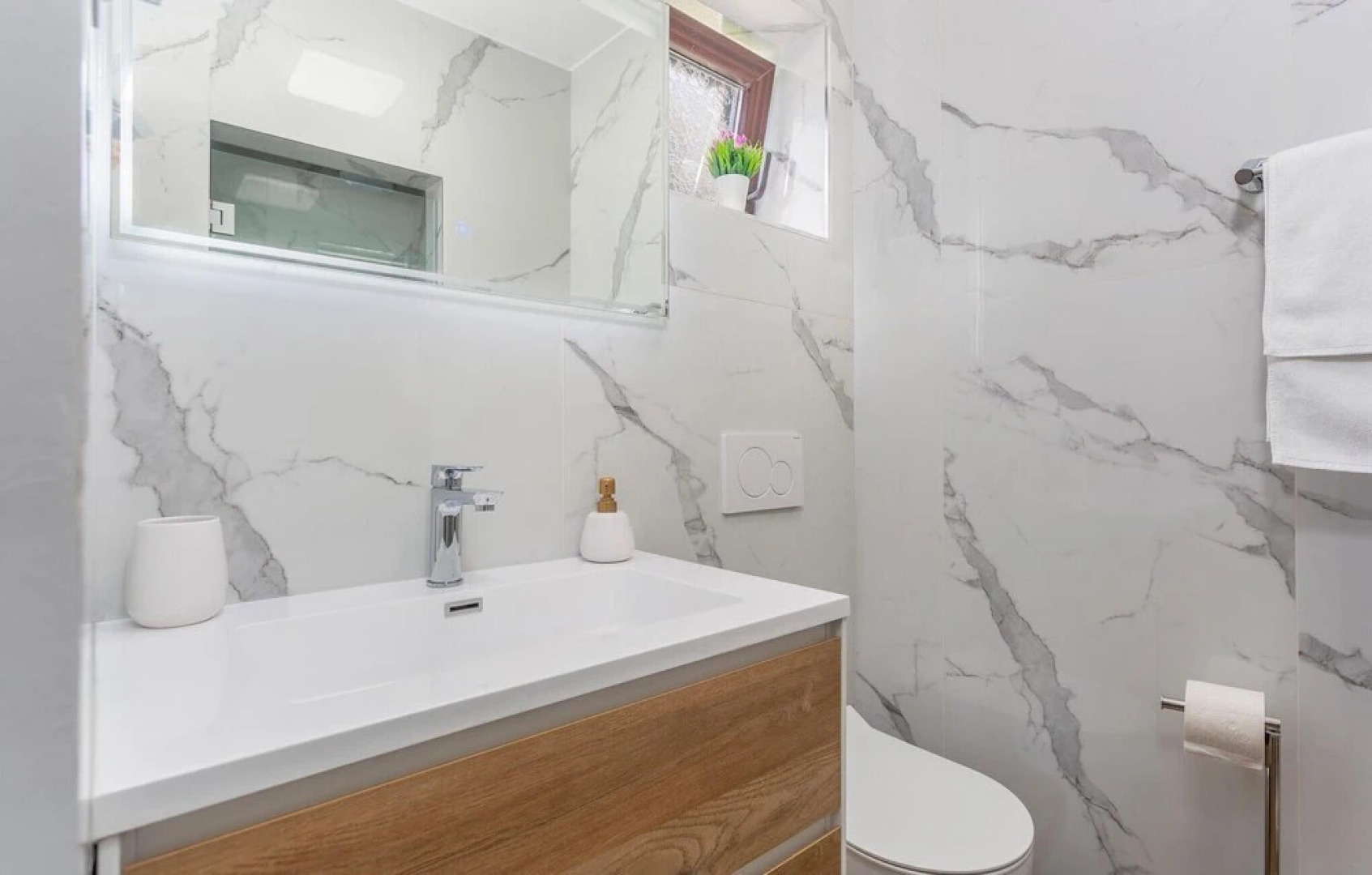 Awesome Home in Lakmartin With Wifi and 3 Bedrooms