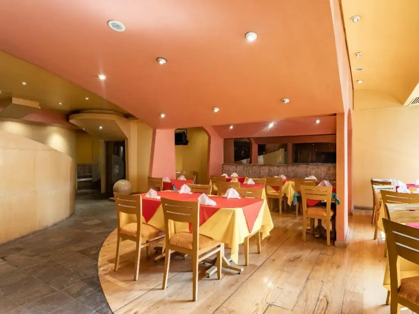 Capital O Andrade, Mexico City