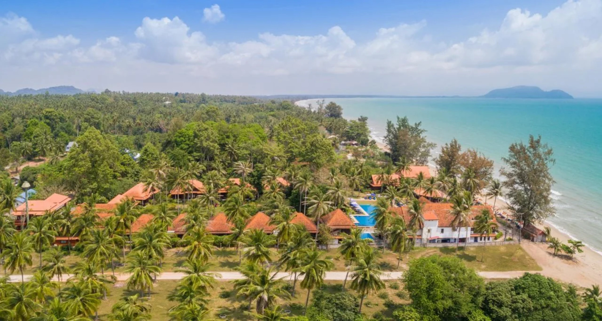 Coral Hotel Bangsaphan