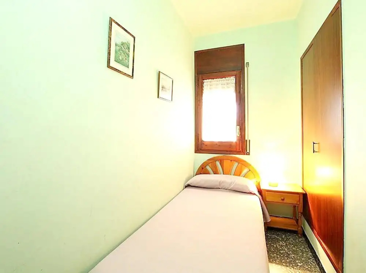 Villa With 6 Bedrooms in Canyelles, With Wonderful Mountain View, Priv