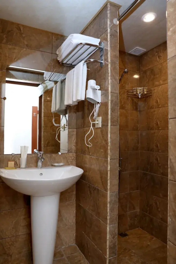 Best Western Aghveran