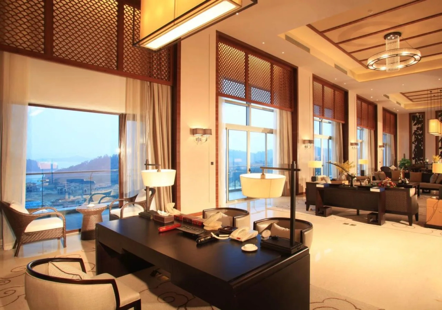 Heyuan Mels Welton Evergreen Lake Hotel