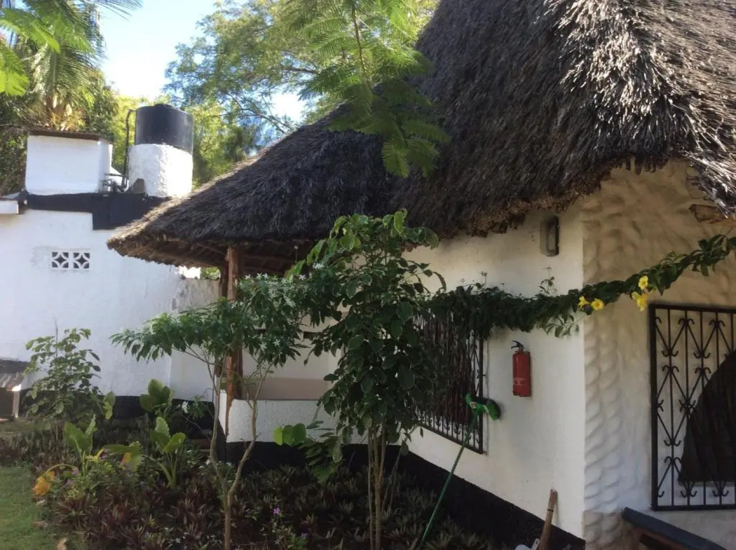 Diani Banda Cottages