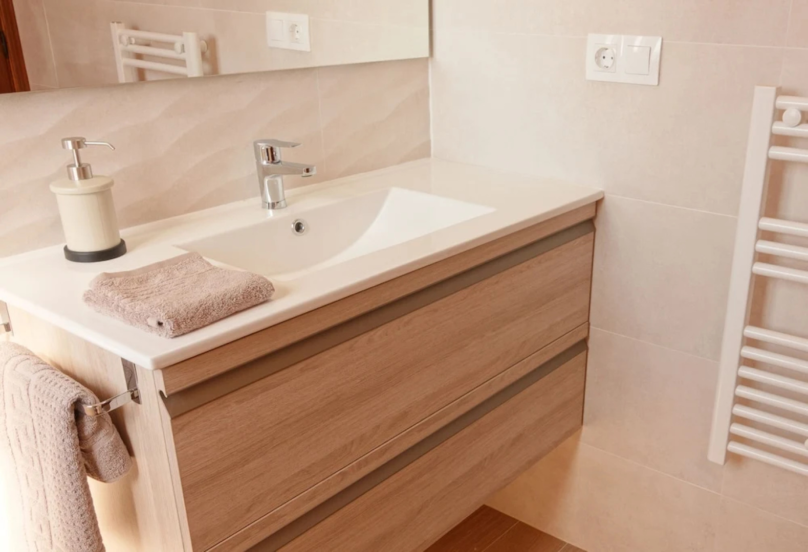 Casa Arts Guest Rooms