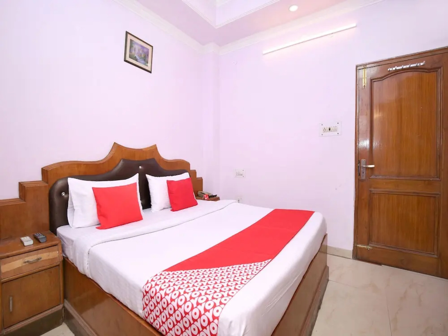 OYO 14029 Hotel Yogesh