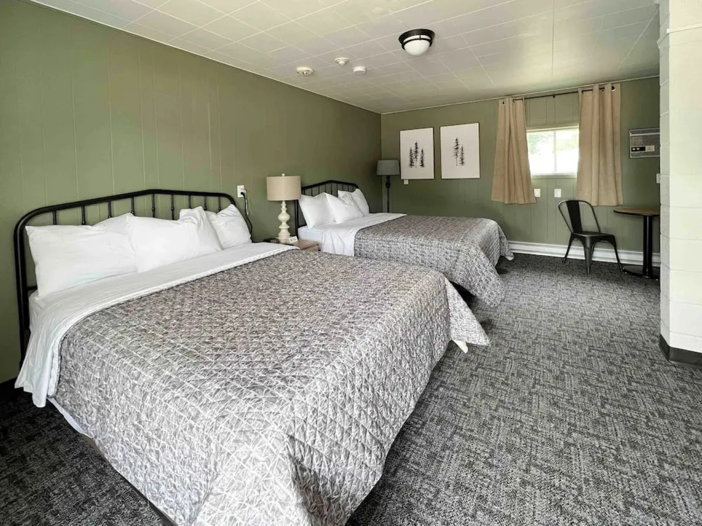 The Trail Inn - Melita, Manitoba - HWY 83/ HWY 3