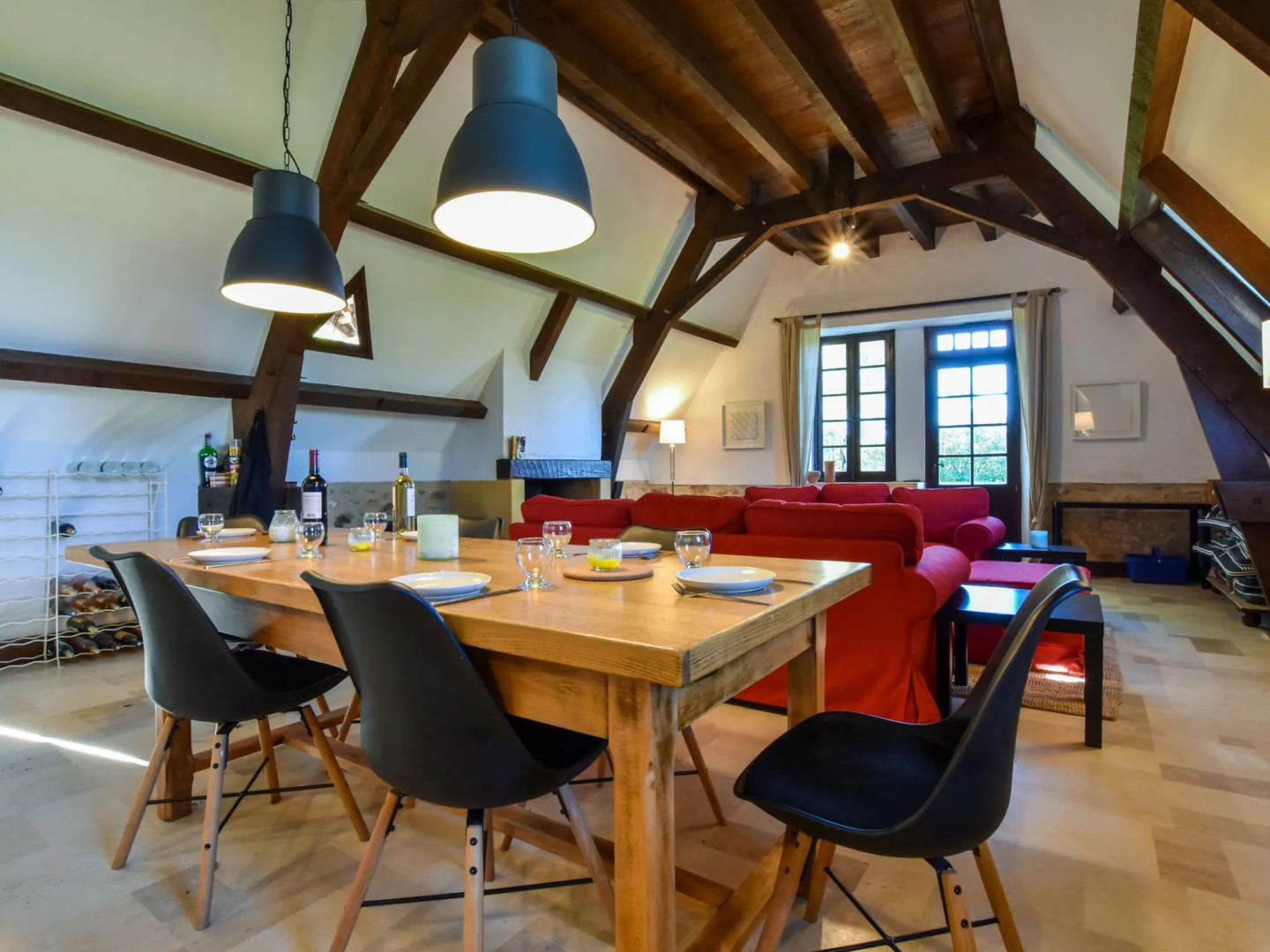 Beautiful Renovated Villa With Private Pool, 2 Terraces and Beautiful View!