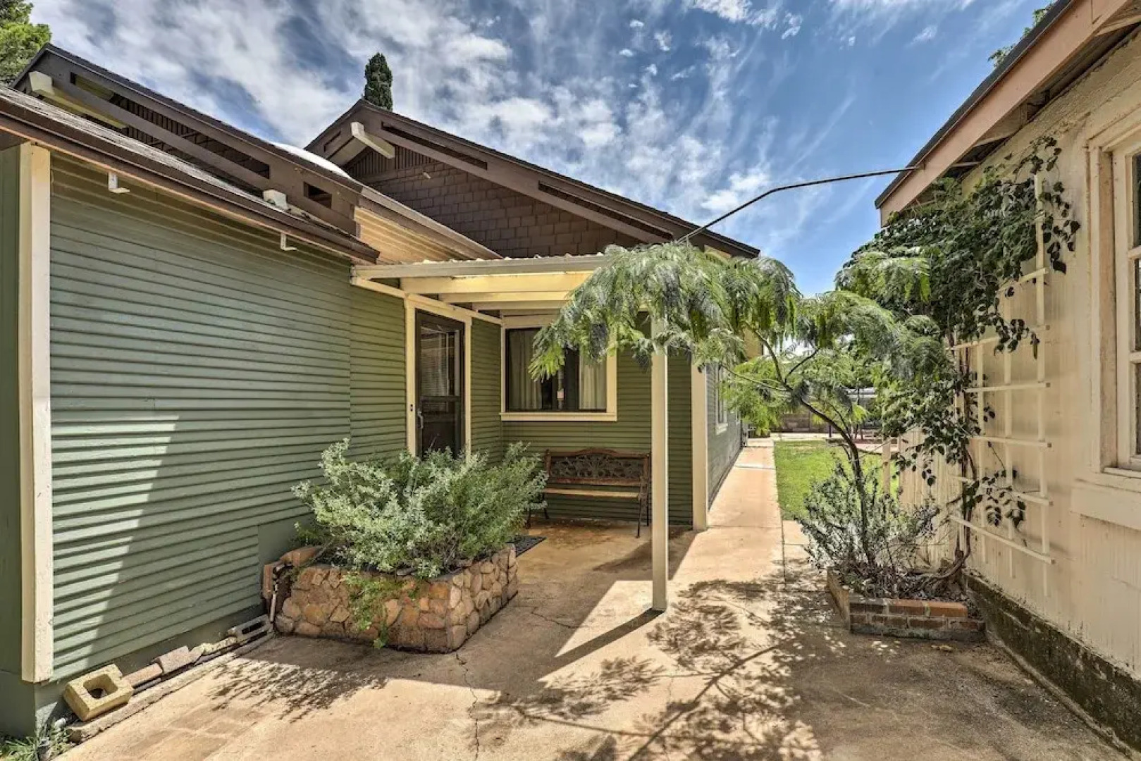 Bisbee Home < 1/2 Mi to Park & Tennis Courts!