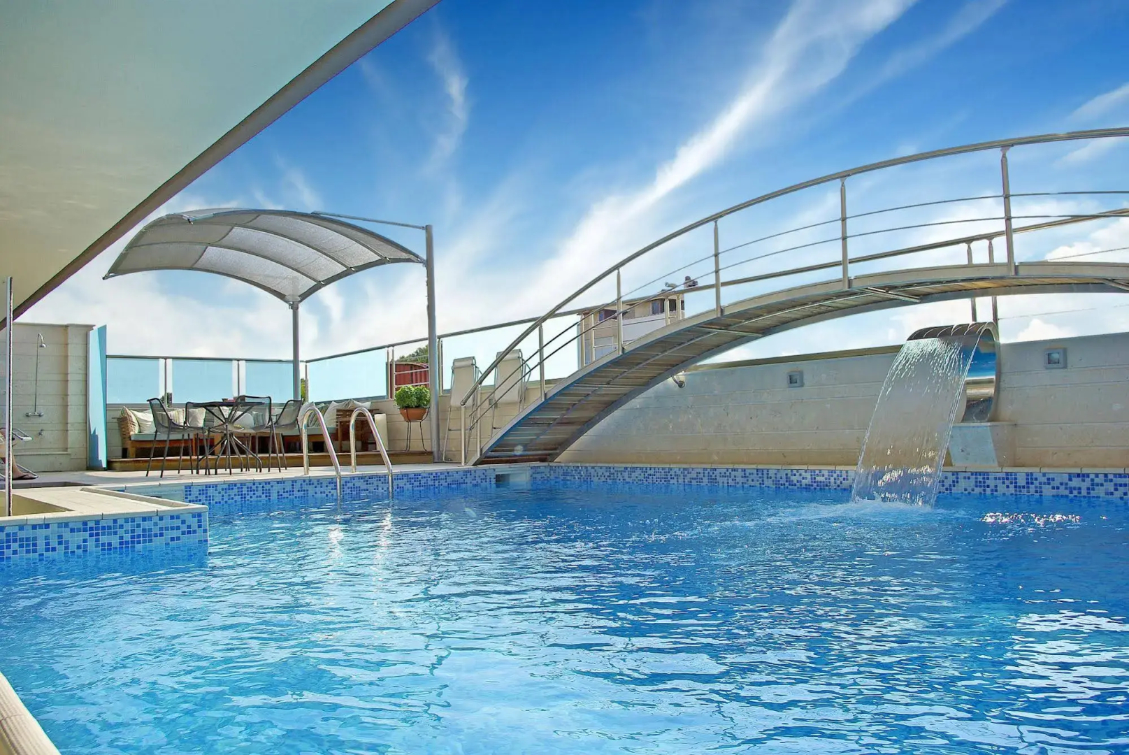 Principal New Leisure Hotel