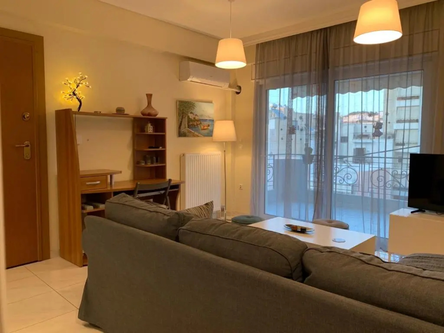 New luxury apartment in central suburb of Athens