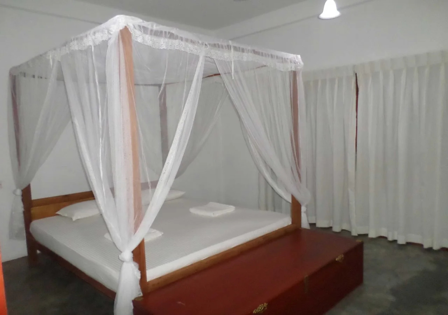 Crazy Peacock Holiday Resort