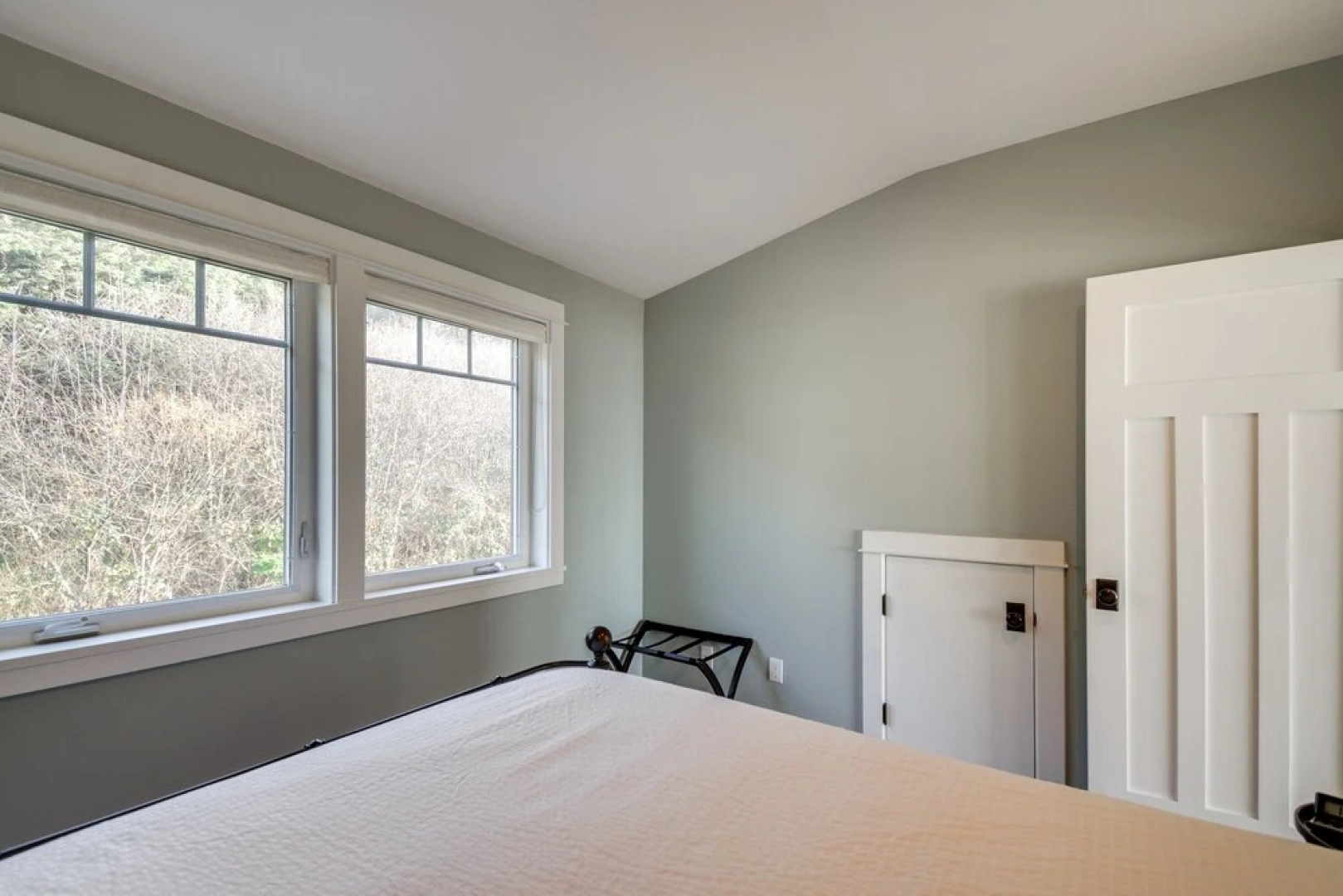 Oceanfront Moclips Retreat w/ Beach Access & View!