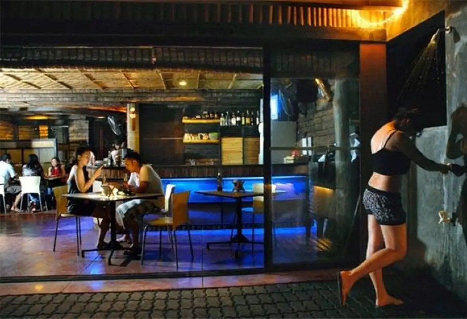 Seabreeze Lodge and Cafe