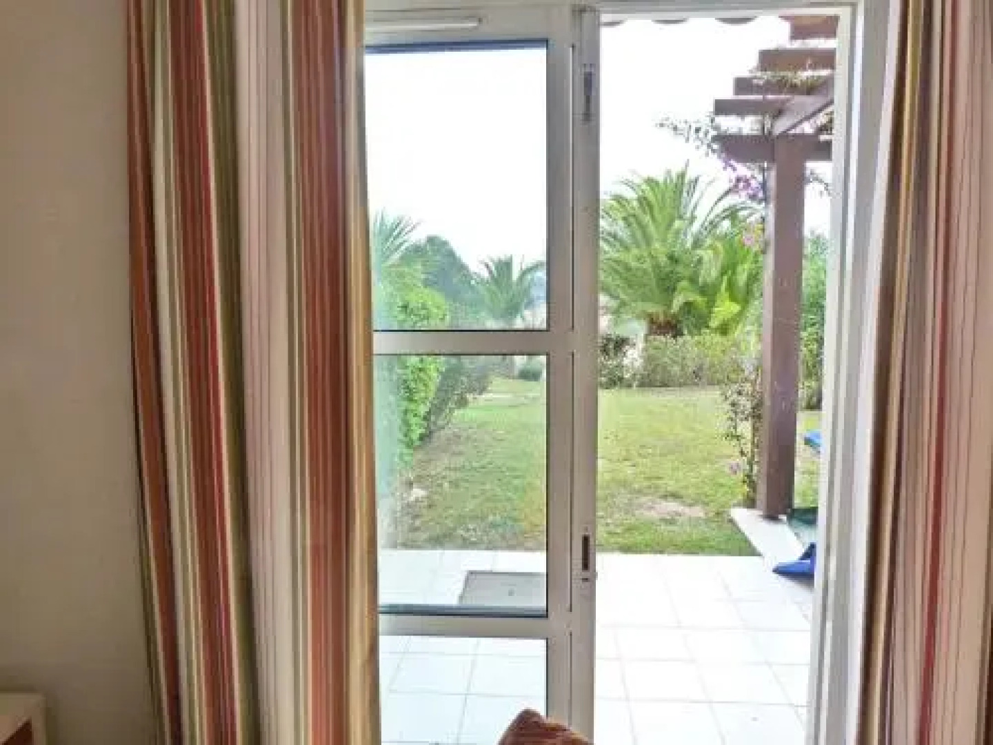 Cap Esterel : 2 Pieces Rez De Jardin Mer - C4 279La