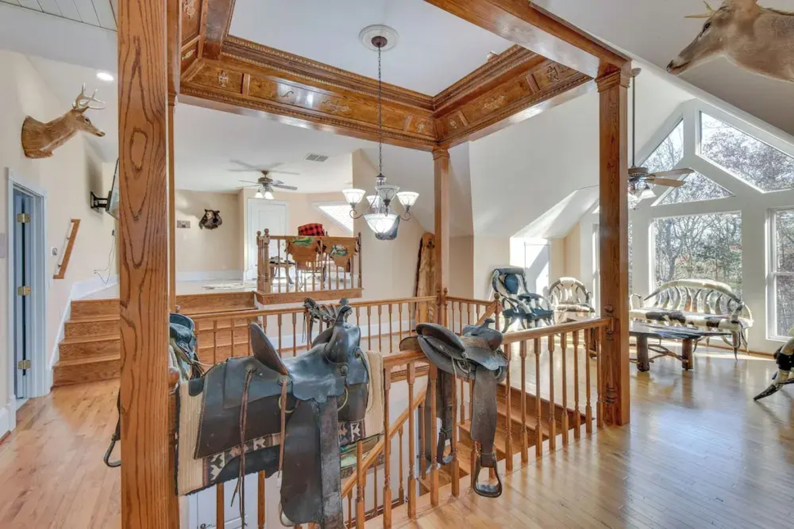 Blairsville Mansion w/ Hot Tub, Casino + Games!