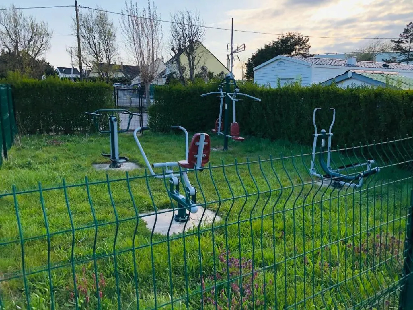 Mobil-home 4 personnes 400m de la mer