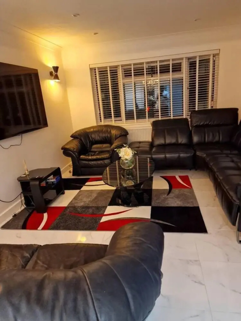 Beautiful and Modern House in Gravesend