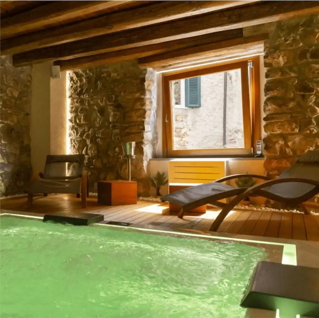 PORTA SOPRANA Luxury guest house &Spa
