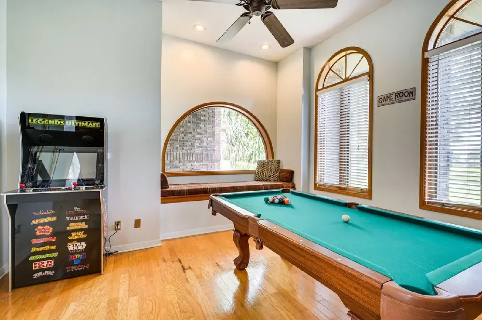 2 Mi to Busch Gardens: Retreat in Scenic Community