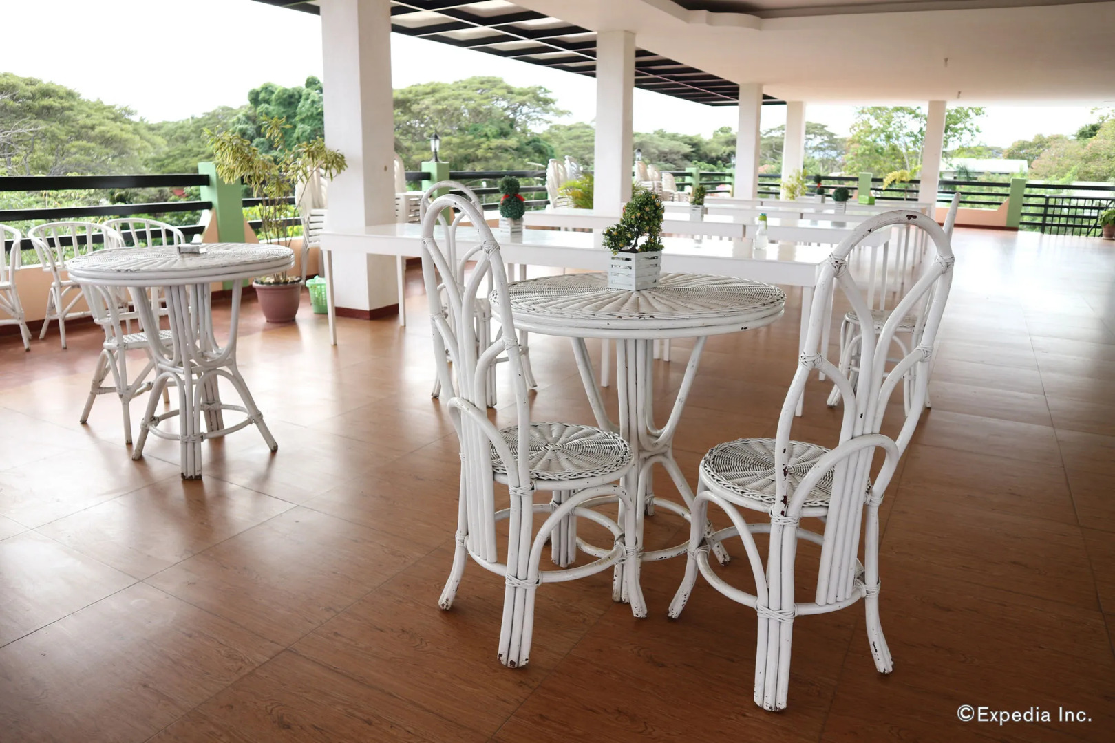 Westville Tourist Inn