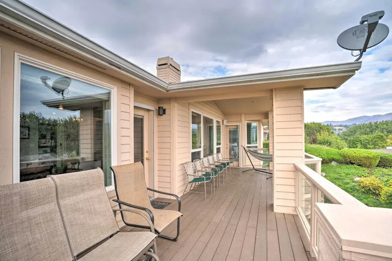 Manson Villa w/ Hot Tub ~ 1 Mi to Wineries!