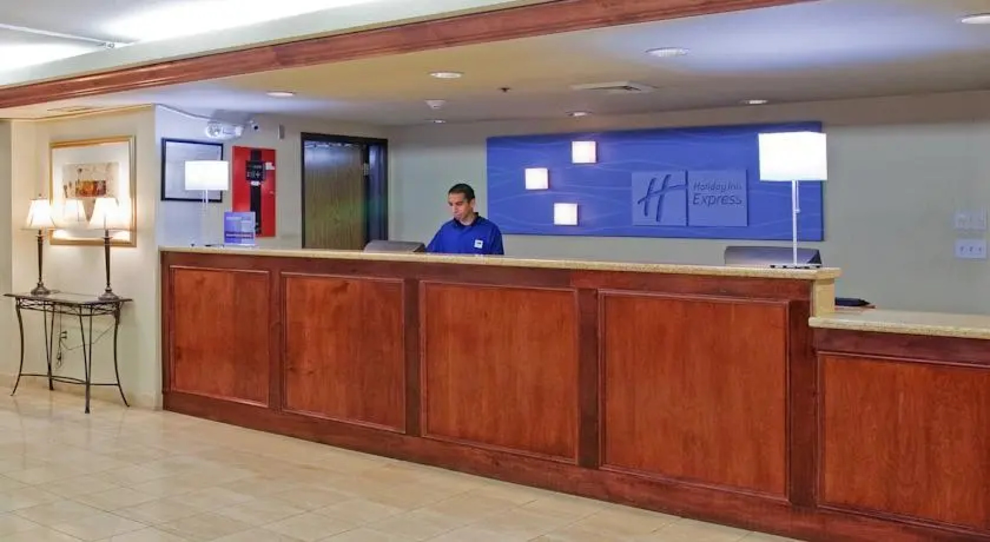 Holiday Inn Express Hotel & Suites Denver - Aurora