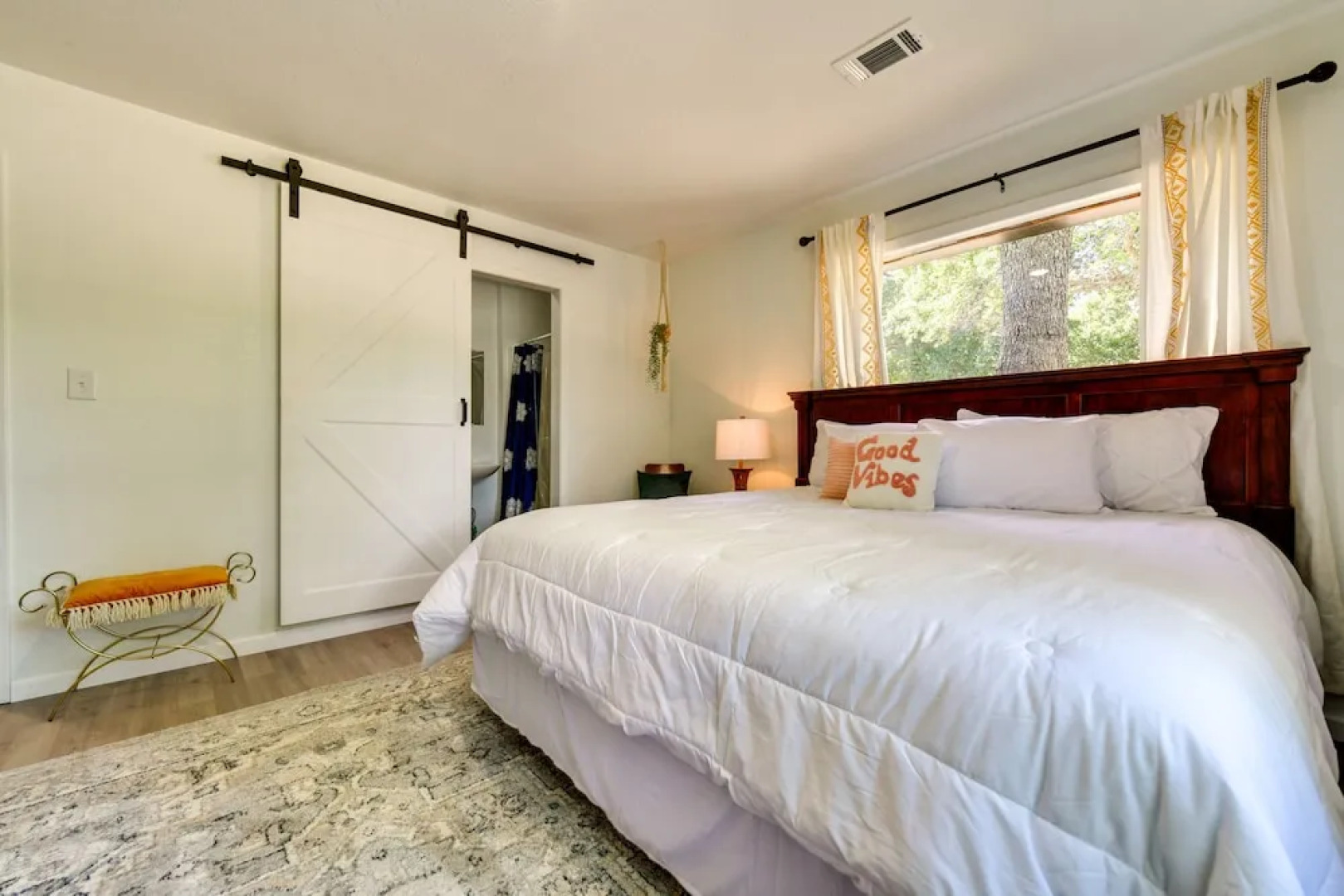 Jonesboro Retreat Near Arkansas State University!