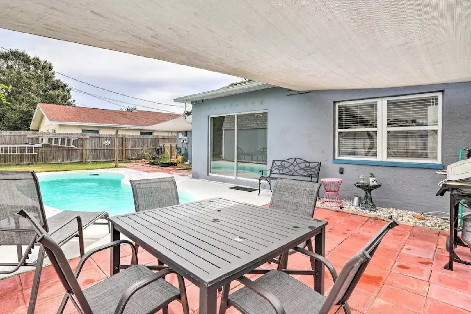 Sun-kissed Largo Escape: Private Pool & Patio