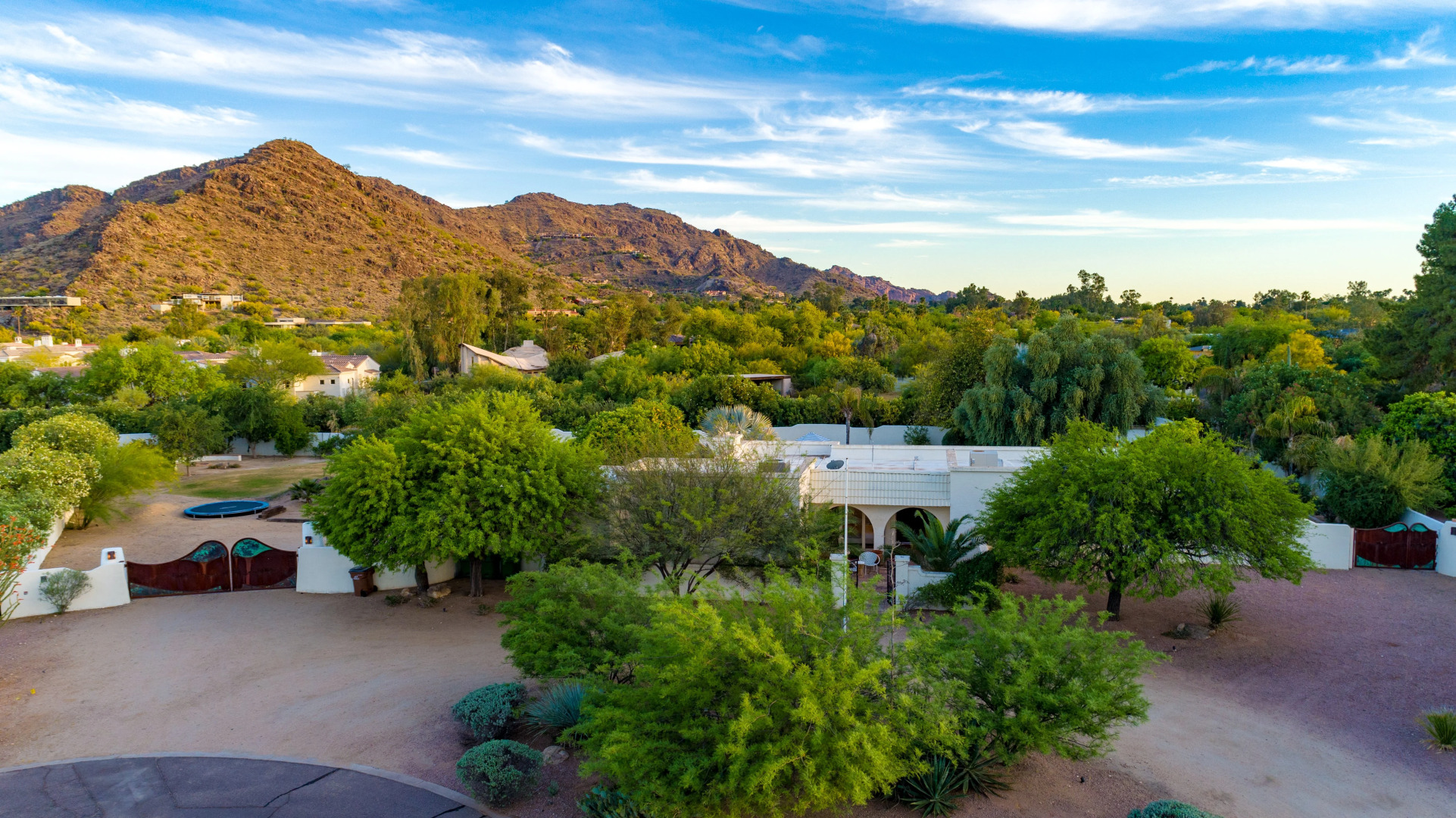 Lincoln by AvantStay