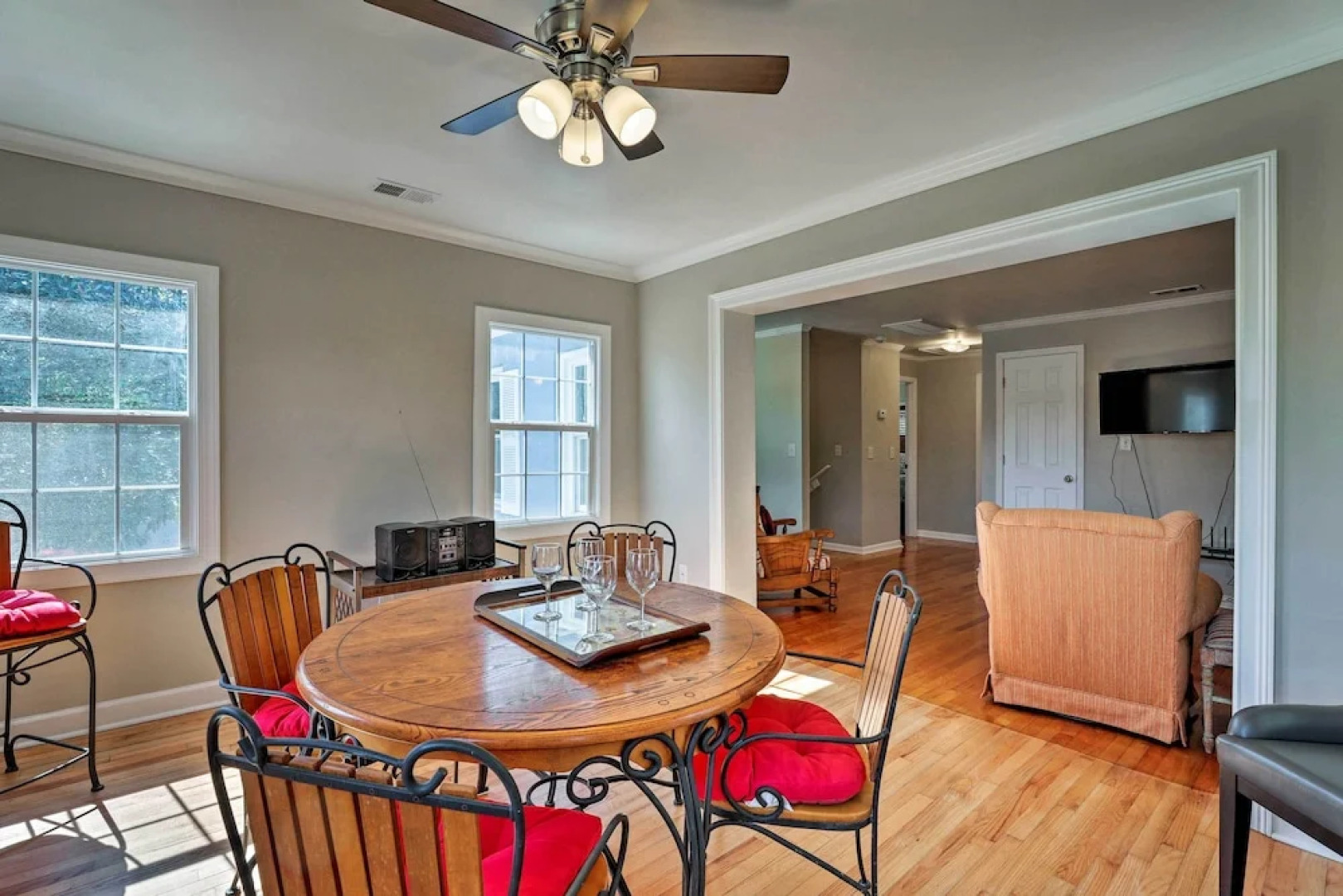 Spacious Mount Pleasant Home: 5 Mi to Beach