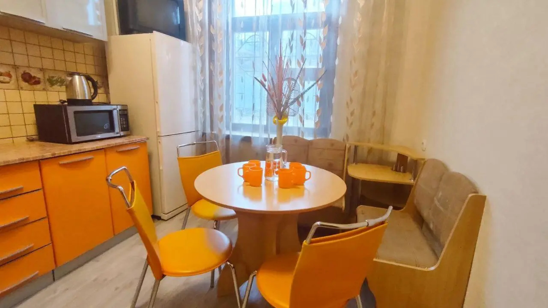 Уютный Север на улице Академика Книповича