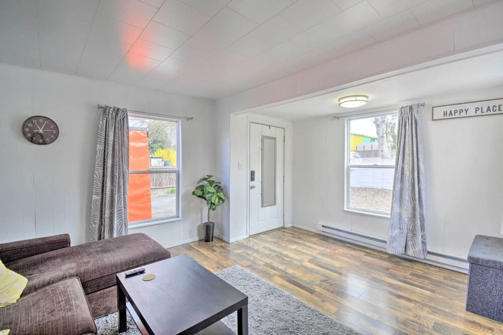 Inviting Bremerton Home Near Hiking & History