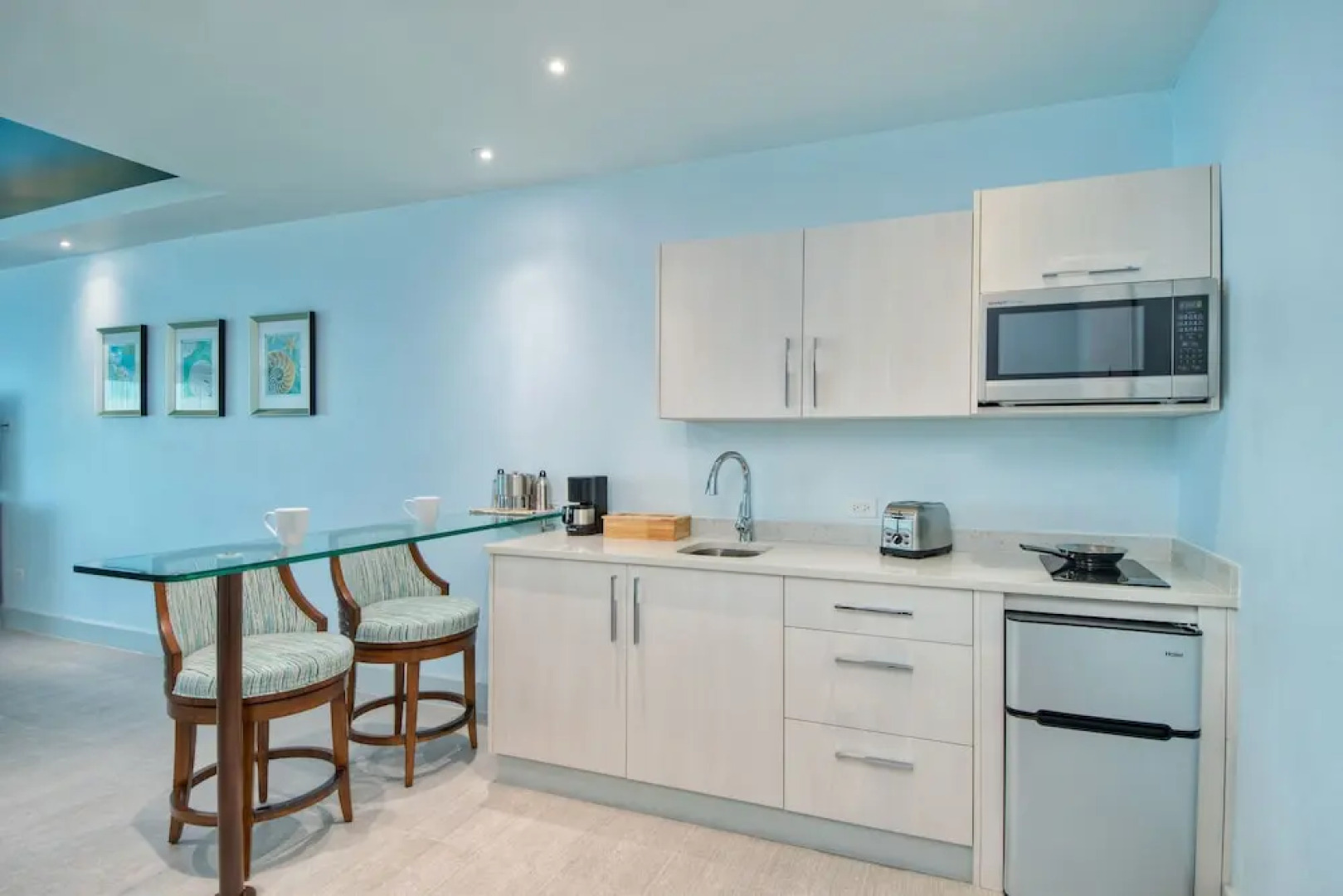 Cane Garden Bay Beach Hotel