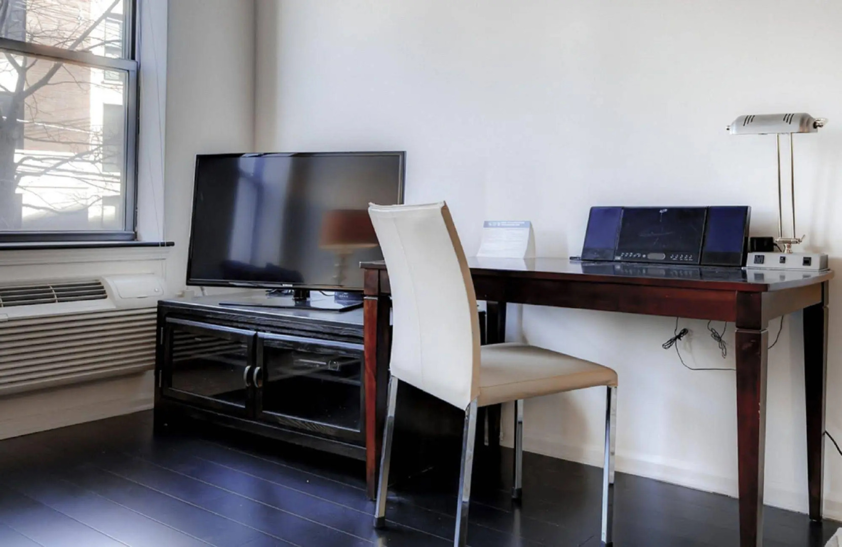 Global Luxury Suites at Seaside Way