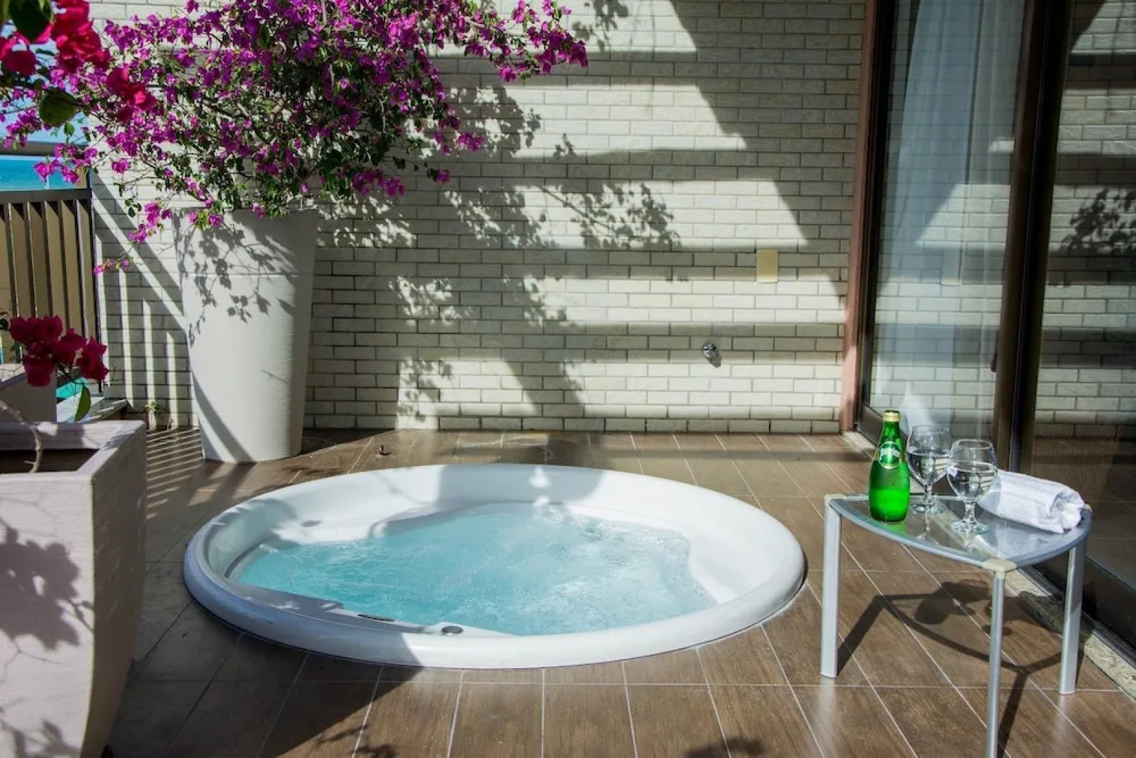 CO302 Luxuosa Cobertura de 3 suites com jacuzzi