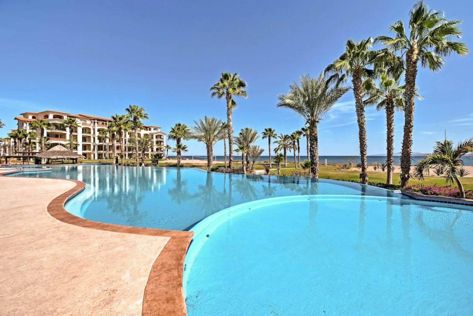 Paraiso del Mar Resort Condo: Water Taxi to La Paz