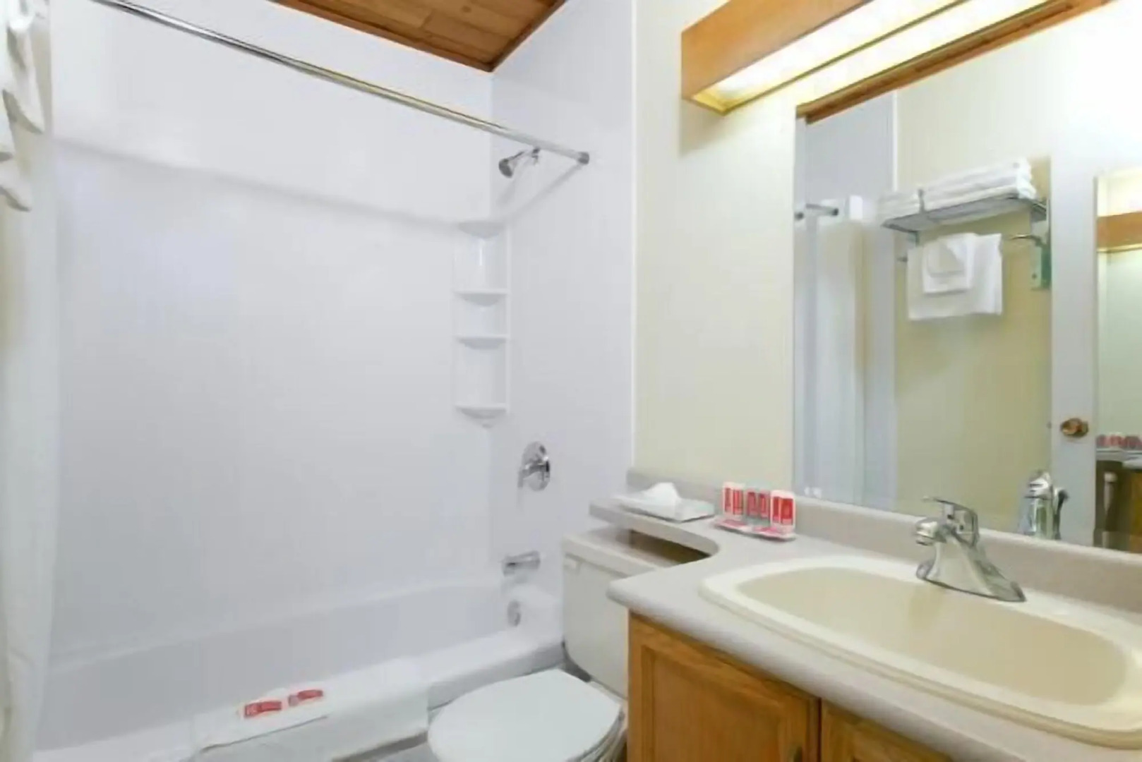 Econo Lodge Springfield I-44