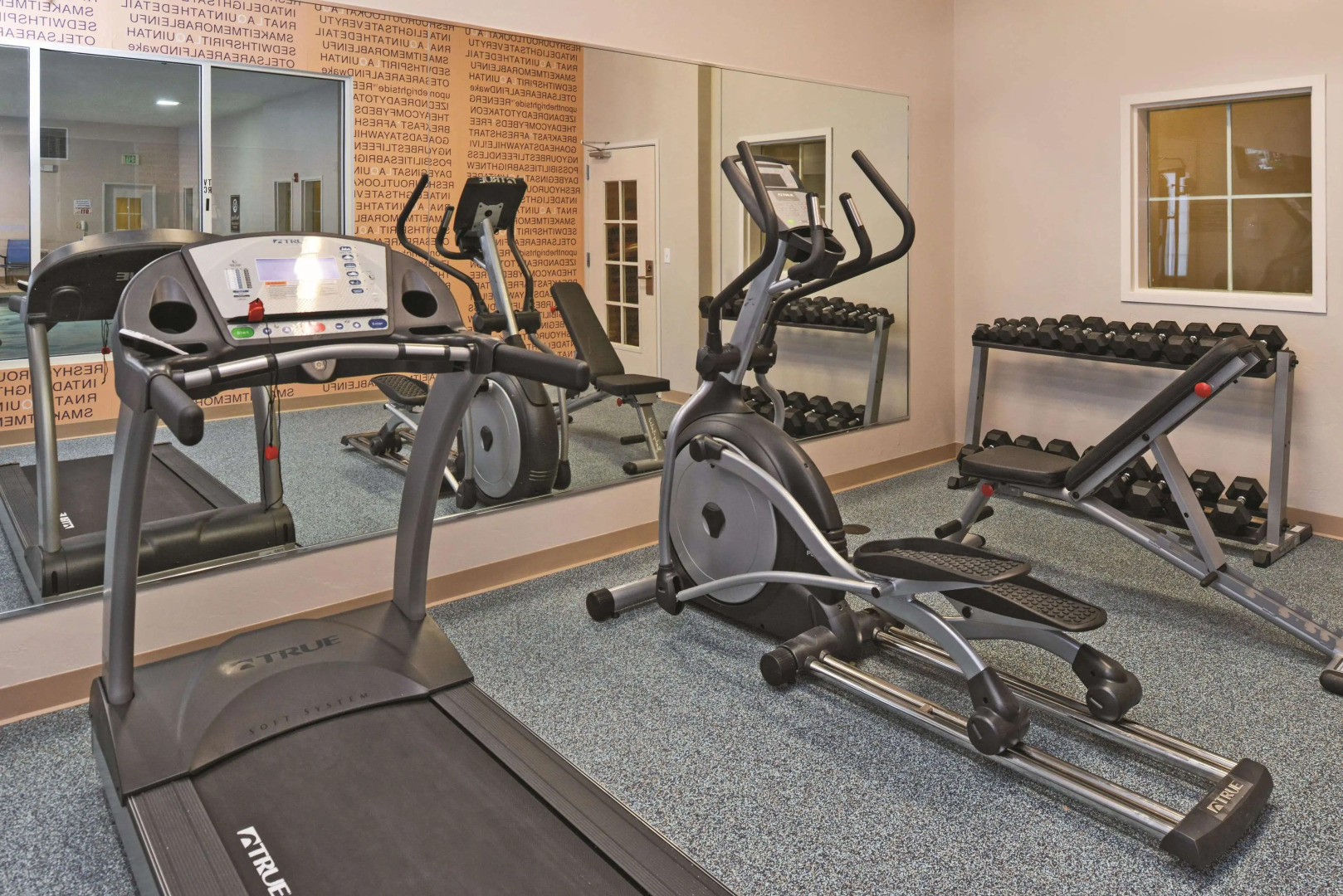 La Quinta Inn & Suites by Wyndham Ruidoso Downs